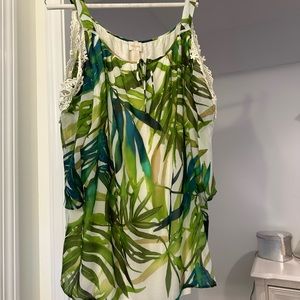 Chicos top new with tags